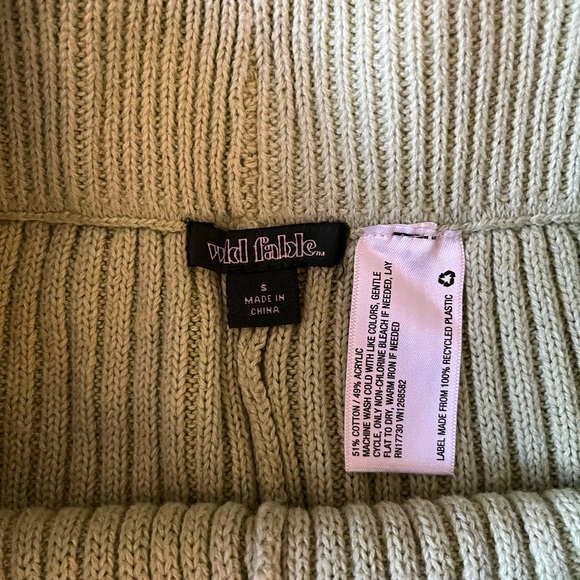 Green Ribbed Knit Pants - Picture 4 of 4